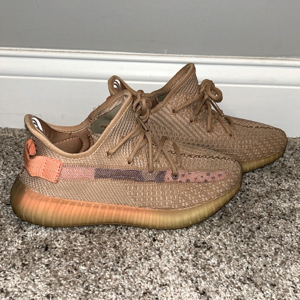 Yeezy Boost - image 1